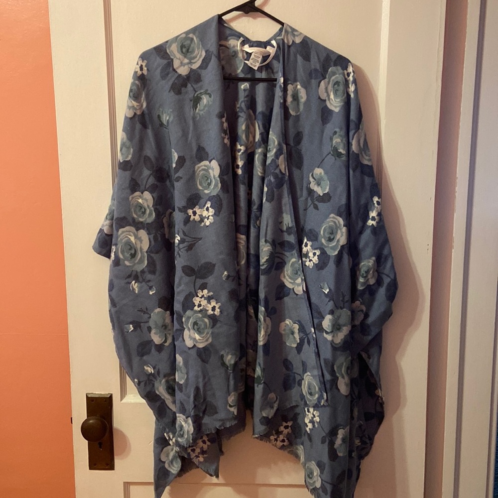 Lauren Conrad Shawl